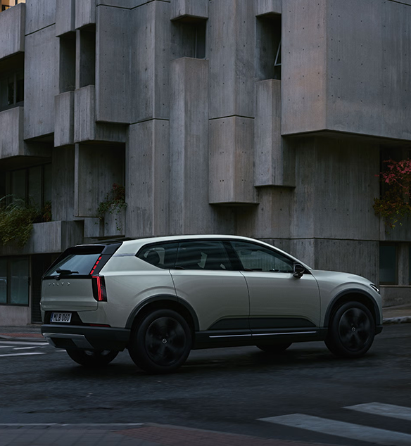 Volvo EX60
